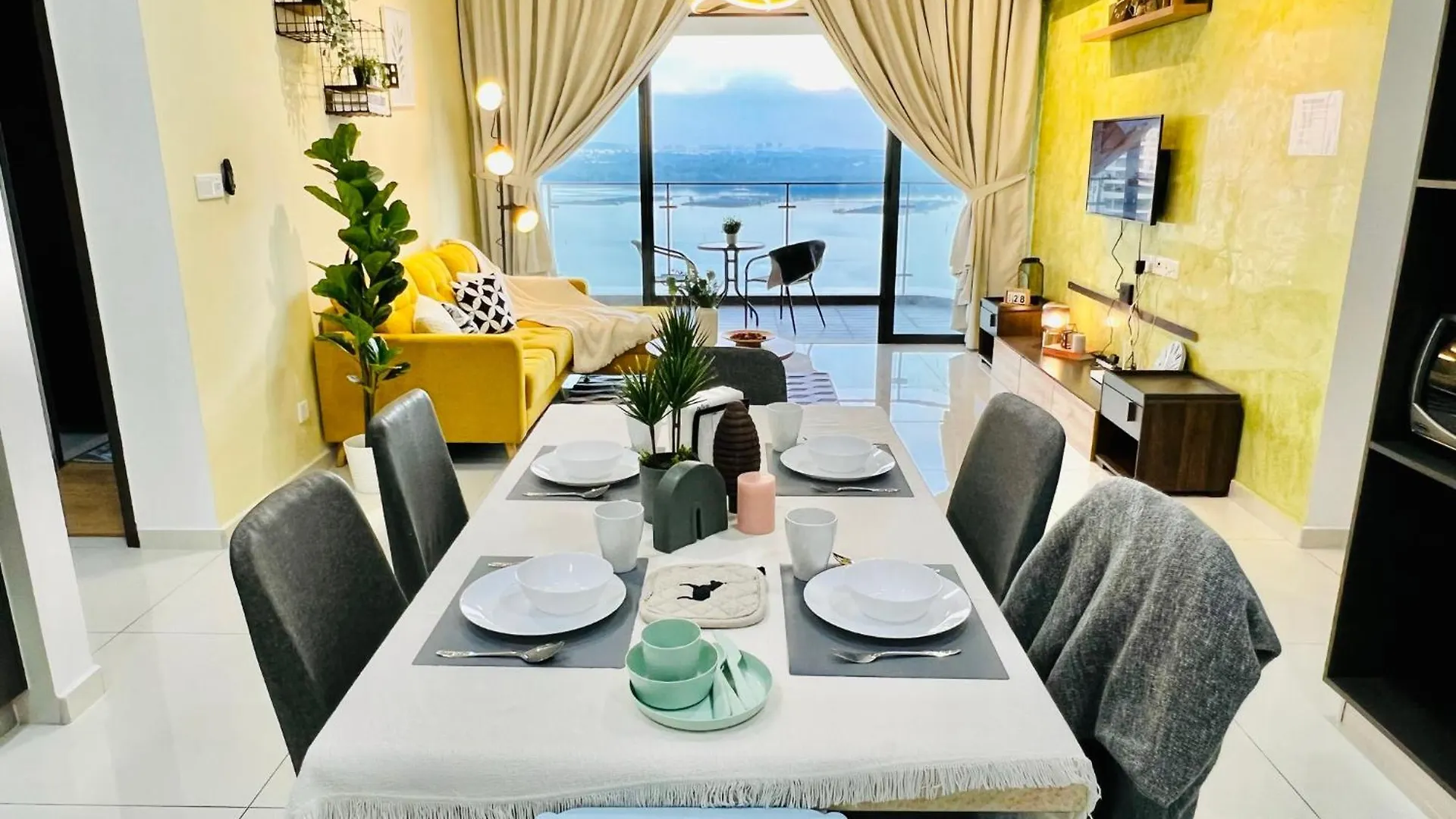Country Garden Danga Bay By R9 Homestay 新山 0*,  马来西亚